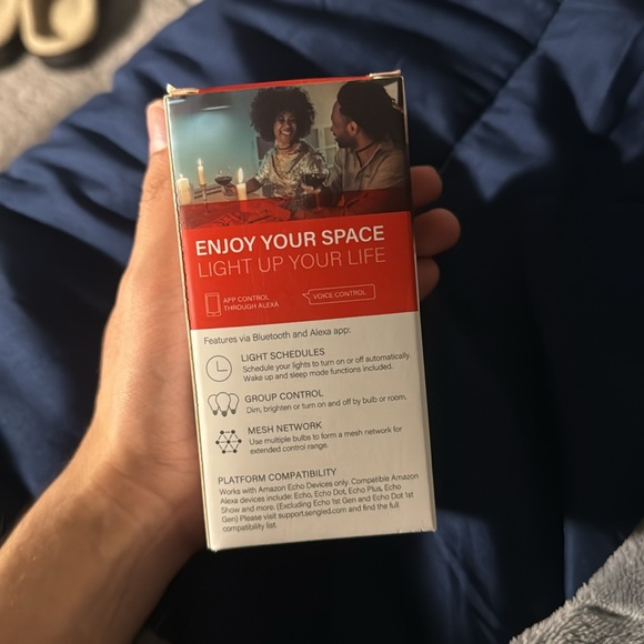 Bluetooth LED Lightbulb - Picture 3 of 3